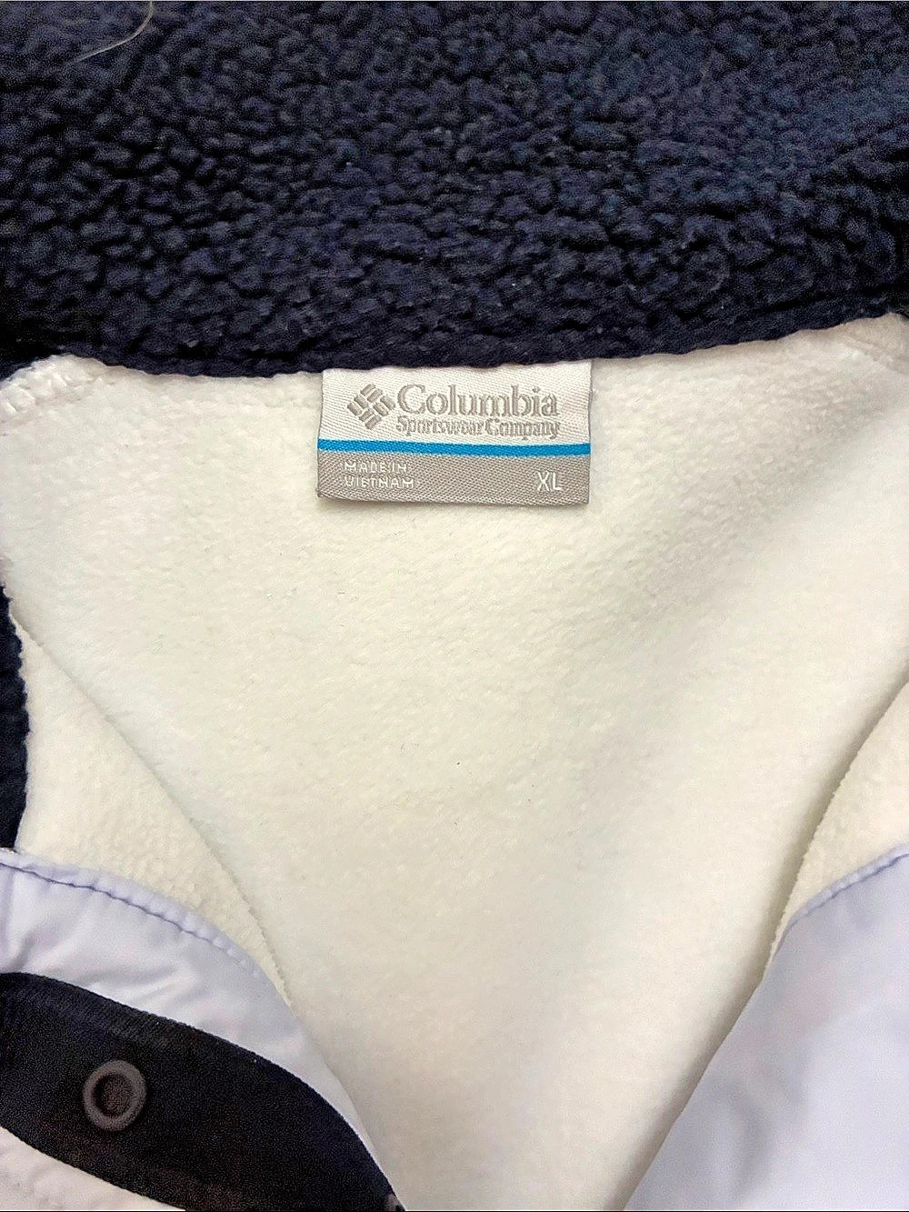 Columbia Girl’s Helvetia II Cropped Half Snap Fleece Pullover Blue white and lav - Picture 4 of 5